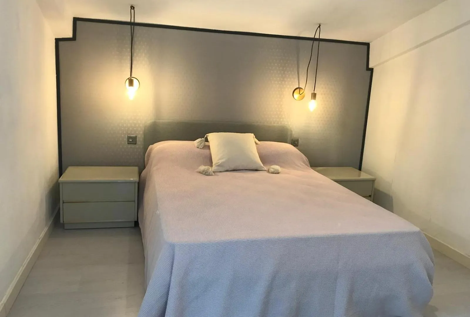 Apartment Coqueto Y Luminoso Atico En Amara Cerca Del Paseo Del Urumea Y Del Estadio De Anoeta San Sebastian